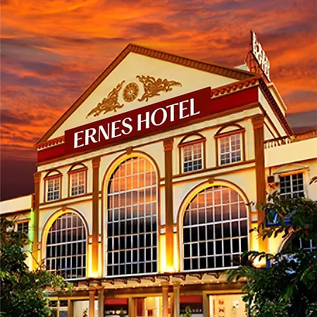 Ernes Hotel Bandar Perda